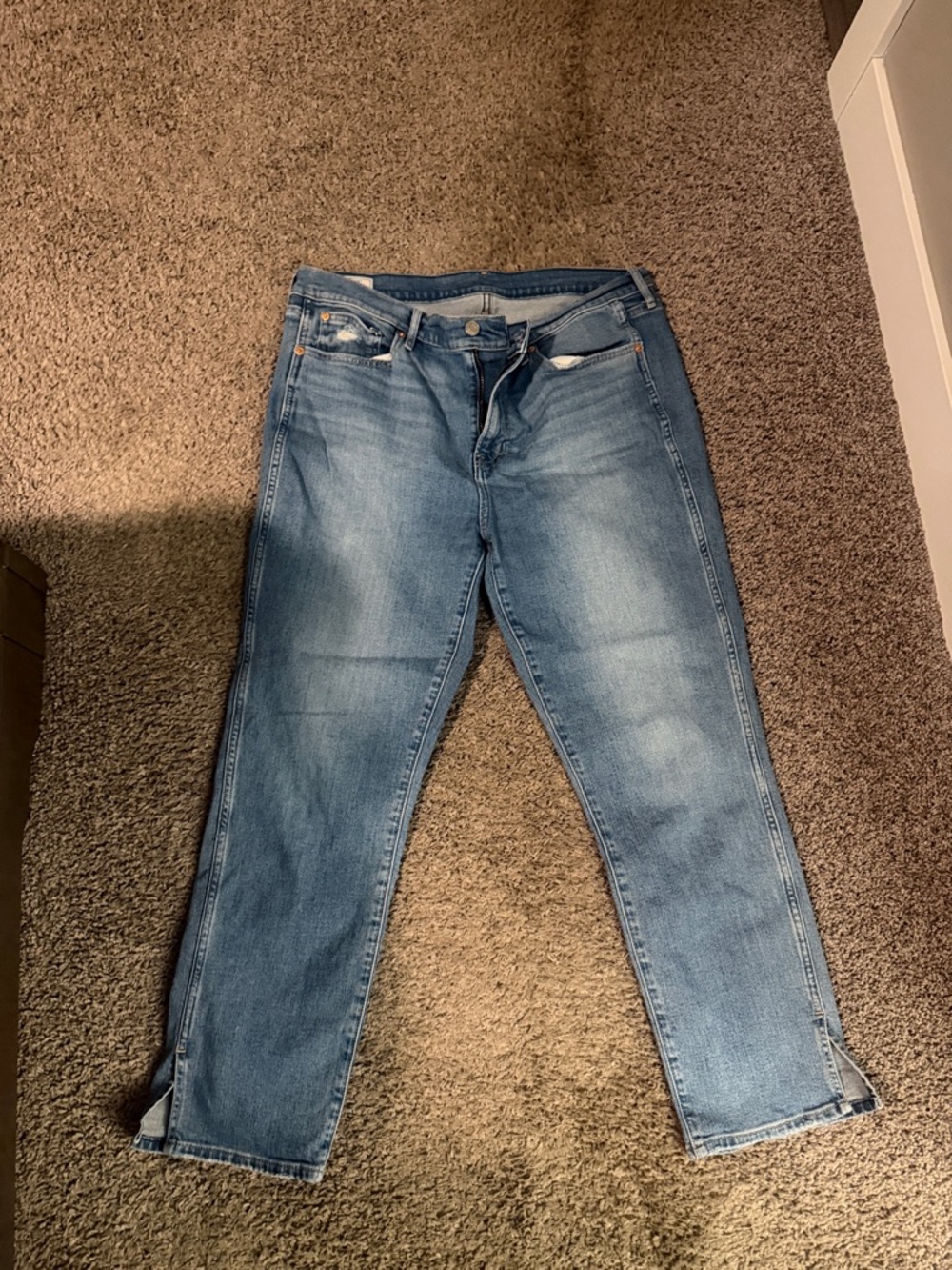 GAP Vintage Slim Mid-Rise Jeans in Light Blue Denim